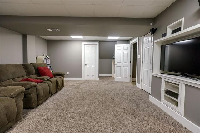 710 SW Brome Drive, Grain Valley, MO 64029
