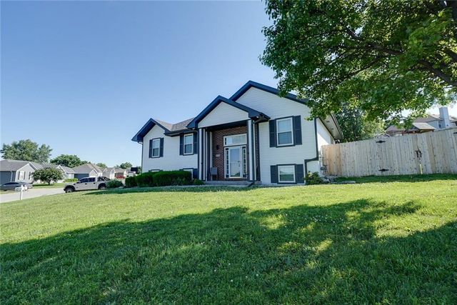 710 SW Brome Drive, Grain Valley, MO 64029