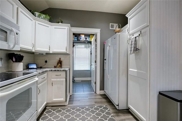710 SW Brome Drive, Grain Valley, MO 64029