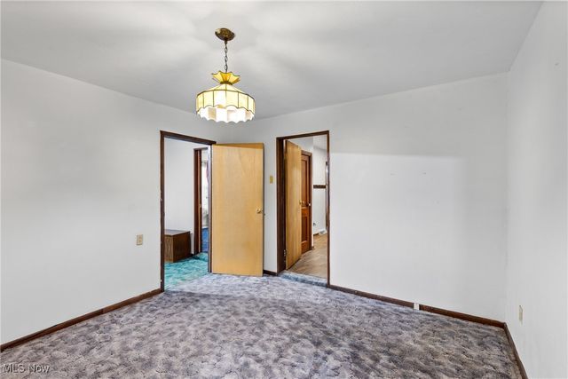 102 Potrock Road, Wellsburg, WV 26075