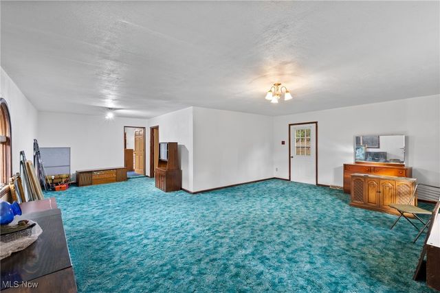 102 Potrock Road, Wellsburg, WV 26075