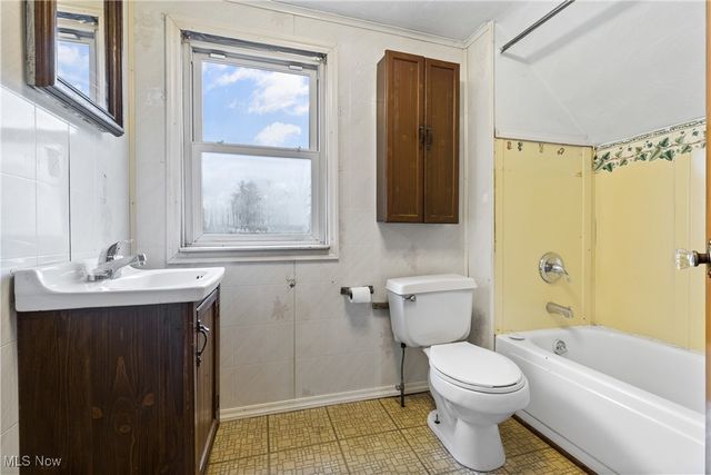 102 Potrock Road, Wellsburg, WV 26075