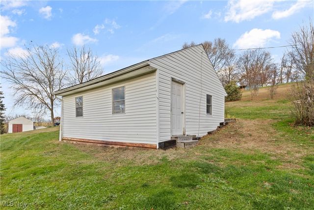 102 Potrock Road, Wellsburg, WV 26075