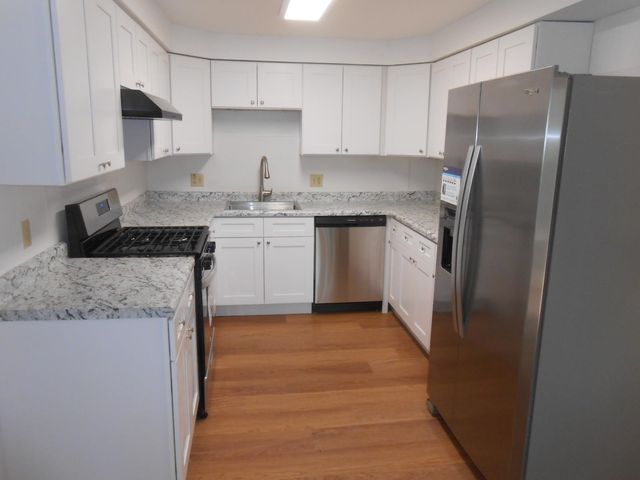 7614 Hope Farm Road, Fort Wayne, IN 46815