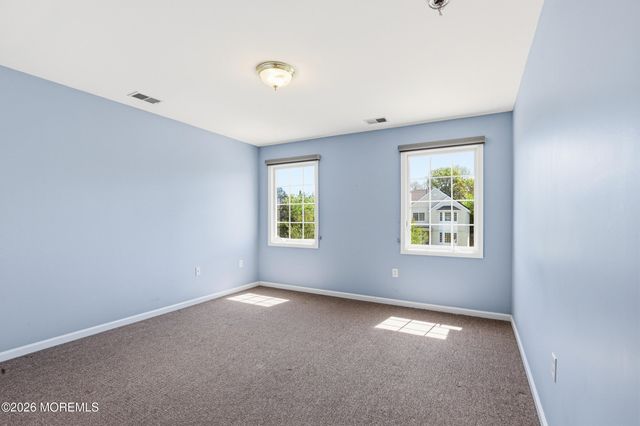 22 Tuscany Terrace, Lakewood, NJ 08701