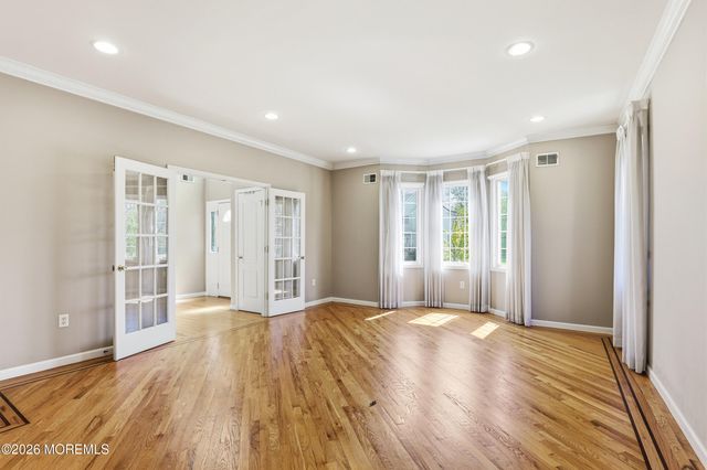 22 Tuscany Terrace, Lakewood, NJ 08701