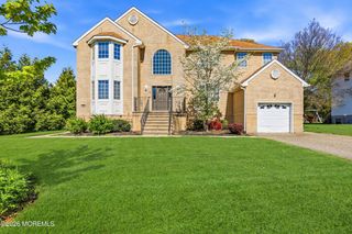 22 Tuscany Terrace, Lakewood, NJ 08701