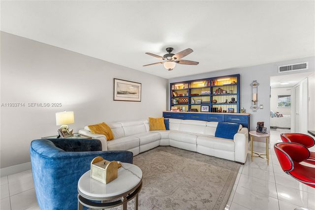 743 N Riverside Drive 5C, Pompano Beach, FL 33062