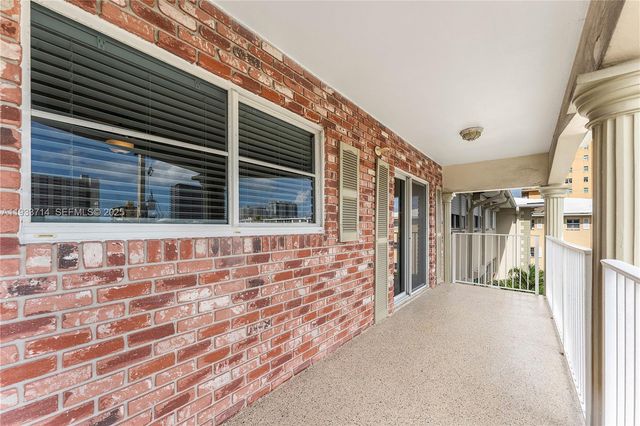 743 N Riverside Drive 5C, Pompano Beach, FL 33062