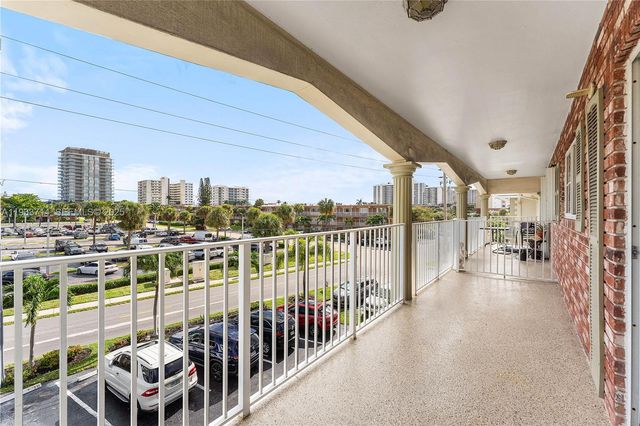 743 N Riverside Drive 5C, Pompano Beach, FL 33062