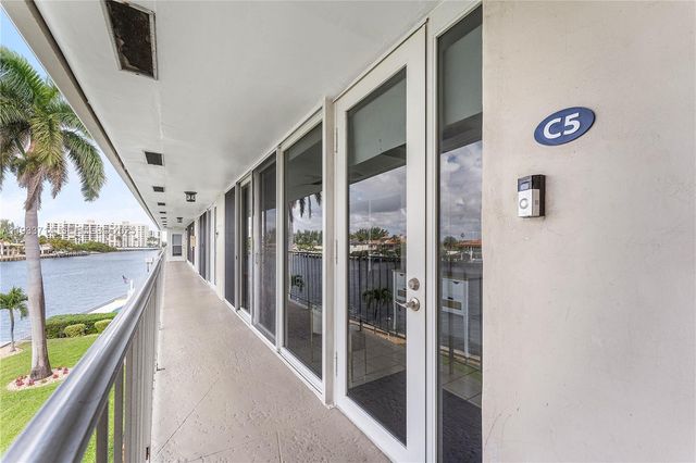 743 N Riverside Drive 5C, Pompano Beach, FL 33062