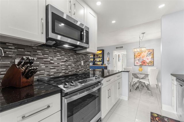 743 N Riverside Drive 5C, Pompano Beach, FL 33062