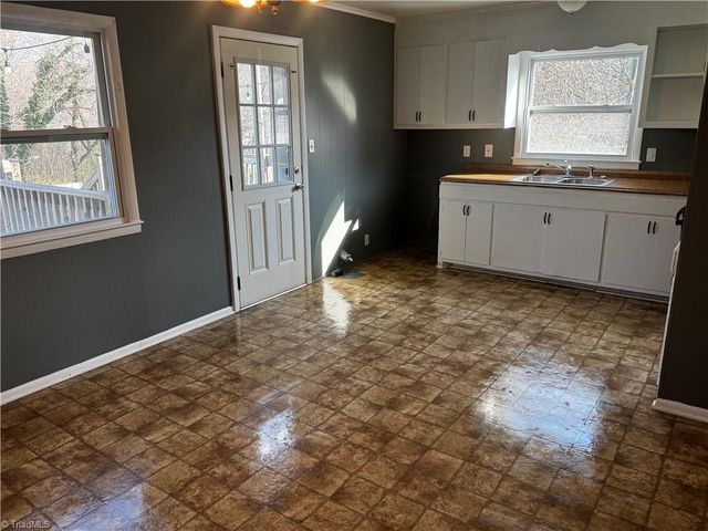 112 Apple Street, Gibsonville, NC 27249