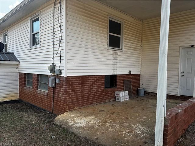 112 Apple Street, Gibsonville, NC 27249