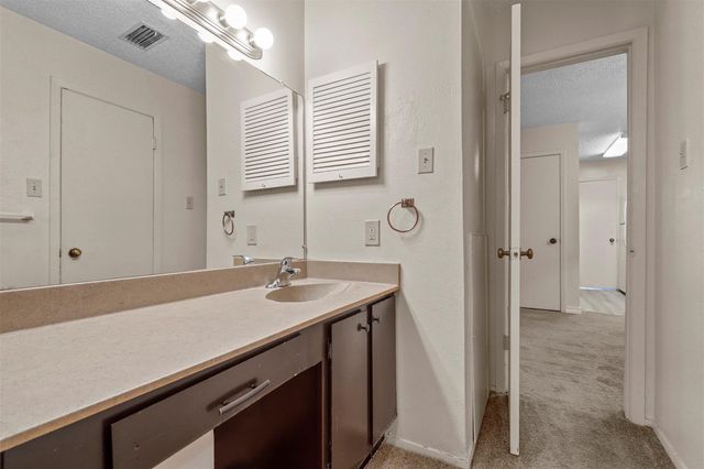 5981 Arapaho Road 1203, Dallas, TX 75248