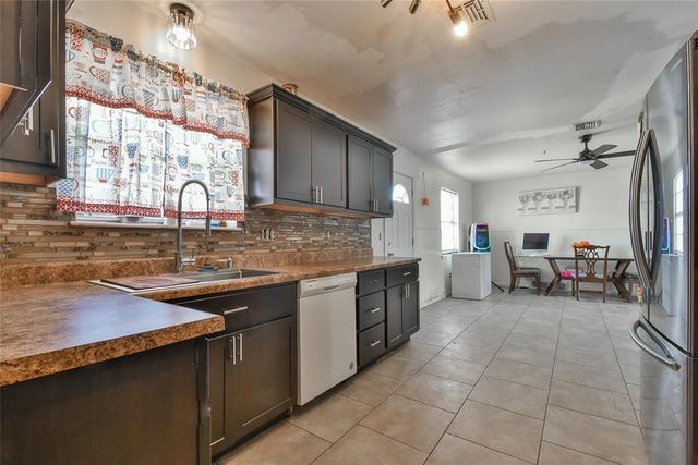 2420 Marshall Drive, Edmond, OK 73013