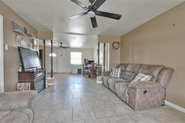 2420 Marshall Drive, Edmond, OK 73013