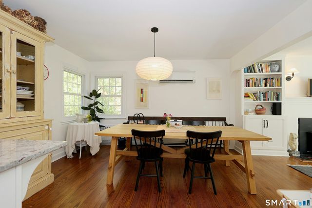 18 Head Of Meadow Road, Newtown, CT 06470