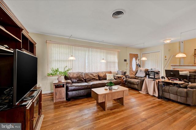 6606 BAYTHORNE RD, Baltimore, MD 21209