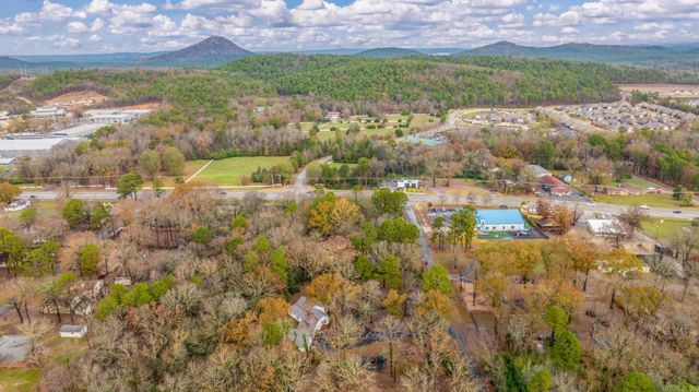 12 Norton Road, Little Rock, AR 72223