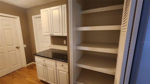 155 69TH AVENUE N, St Petersburg, FL 33702