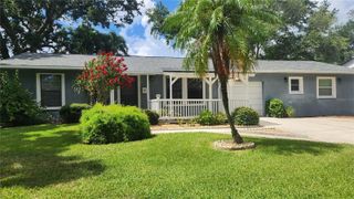 155 69TH AVENUE N, St Petersburg, FL 33702
