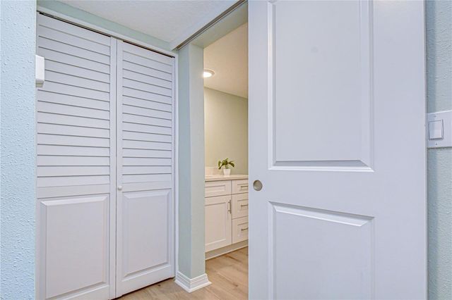 4720 LOCUST STREET NE 118, St Petersburg, FL 33703