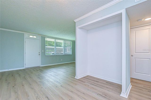 4720 LOCUST STREET NE 118, St Petersburg, FL 33703