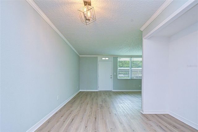 4720 LOCUST STREET NE 118, St Petersburg, FL 33703