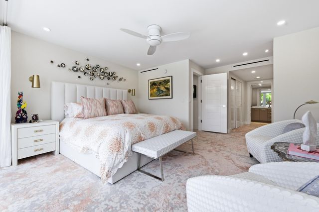 100 Sunrise Avenue 223, Palm Beach, FL 33480