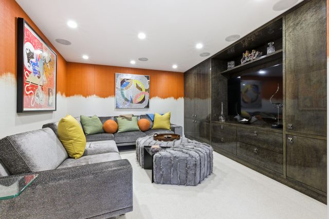 100 Sunrise Avenue 223, Palm Beach, FL 33480