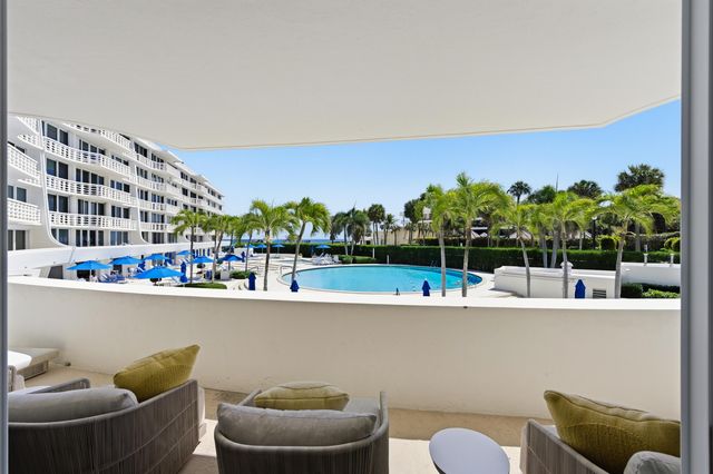 100 Sunrise Avenue 223, Palm Beach, FL 33480