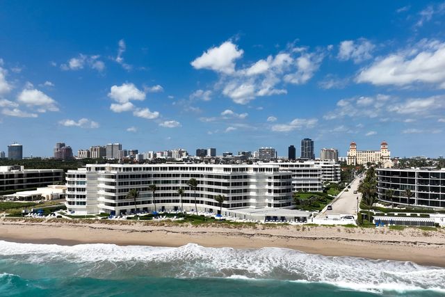 100 Sunrise Avenue 223, Palm Beach, FL 33480