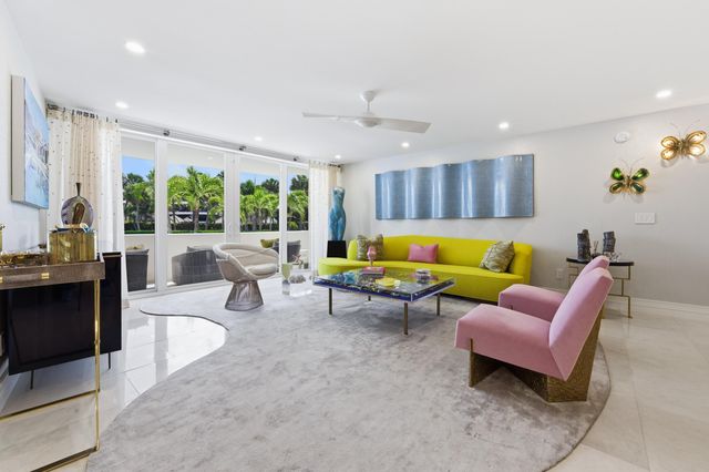 100 Sunrise Avenue 223, Palm Beach, FL 33480