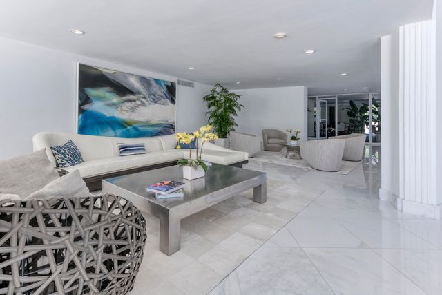 100 Sunrise Avenue 223, Palm Beach, FL 33480