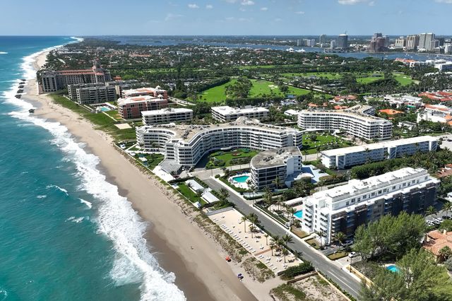 100 Sunrise Avenue 223, Palm Beach, FL 33480