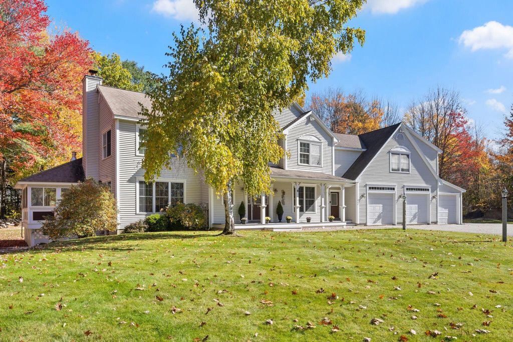 4 Divot Drive, Gray, ME 04039 — exterior