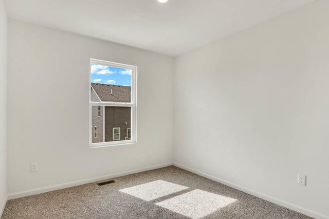 2660 Arrowhead Drive, Pingree Grove, IL 60140