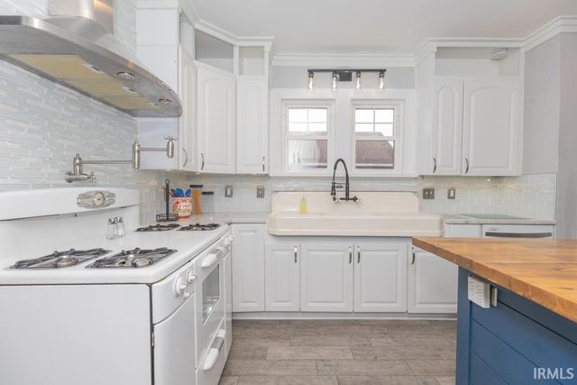 665 S Weinbach Avenue, Evansville, IN 47714