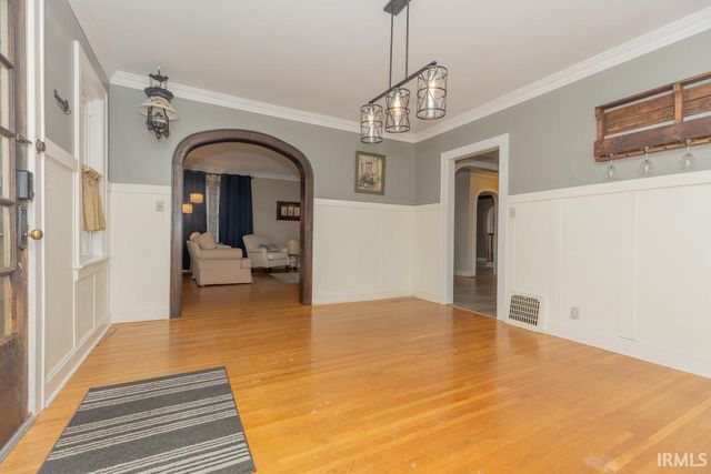 665 S Weinbach Avenue, Evansville, IN 47714