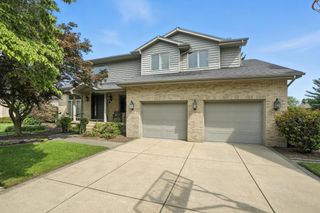 1621 Sea Breeze Court, Munster, IN 46321