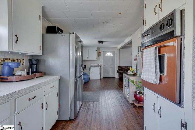 108 Monaview Circle, Greenville, SC 29617