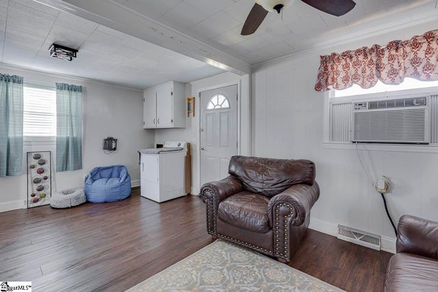 108 Monaview Circle, Greenville, SC 29617