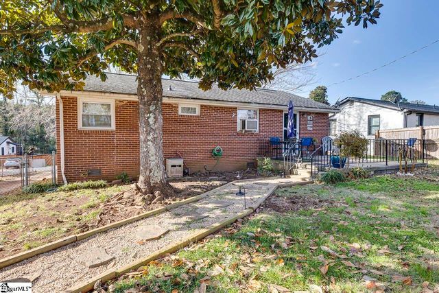 108 Monaview Circle, Greenville, SC 29617