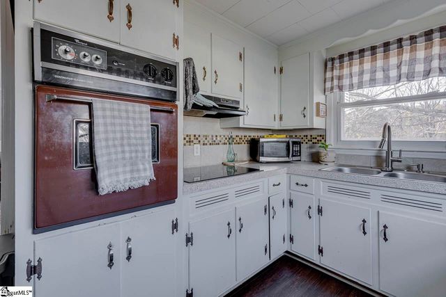 108 Monaview Circle, Greenville, SC 29617