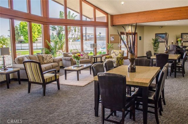 94 Yorktown, Newport Beach, CA 92660