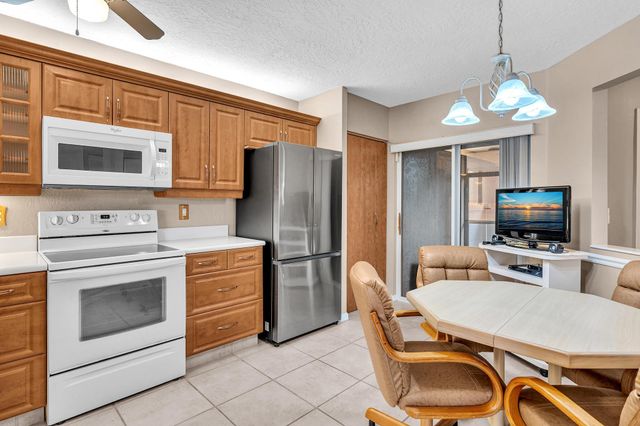 9539 Weldon Circle F107, Tamarac, FL 33321