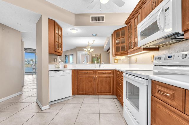 9539 Weldon Circle F107, Tamarac, FL 33321