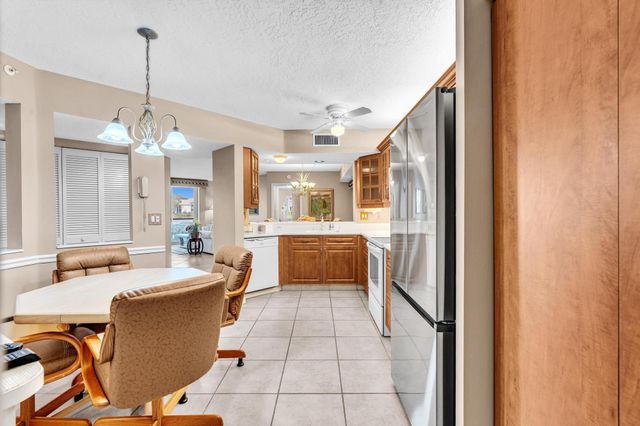 9539 Weldon Circle F107, Tamarac, FL 33321