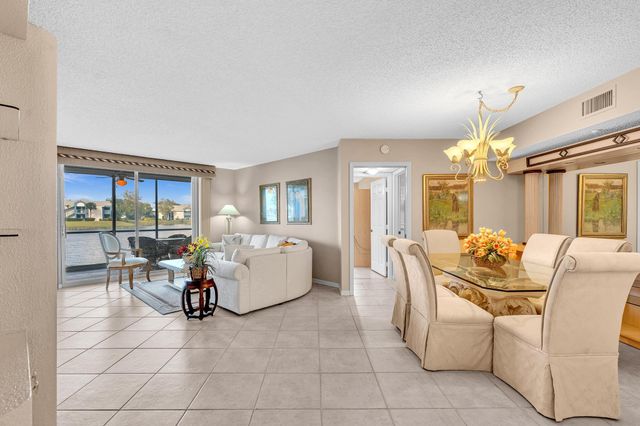 9539 Weldon Circle F107, Tamarac, FL 33321